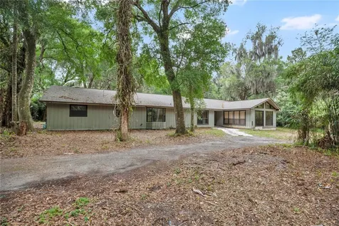 599 Lake Geneva Road Geneva FL 32732