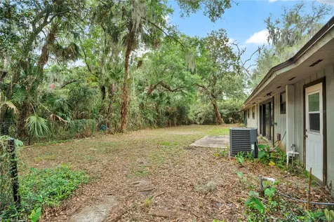 599 Lake Geneva Road Geneva FL 32732