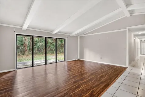 599 Lake Geneva Road Geneva FL 32732