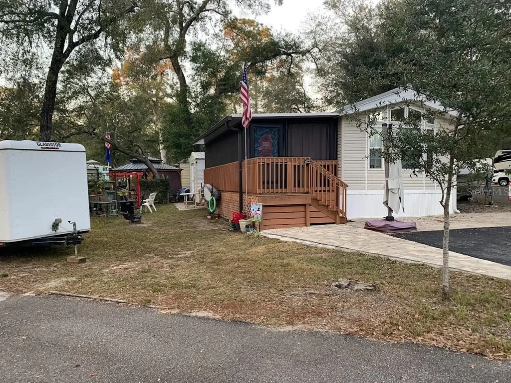 25247 NE 141st Lane Fort Mc Coy FL 32134