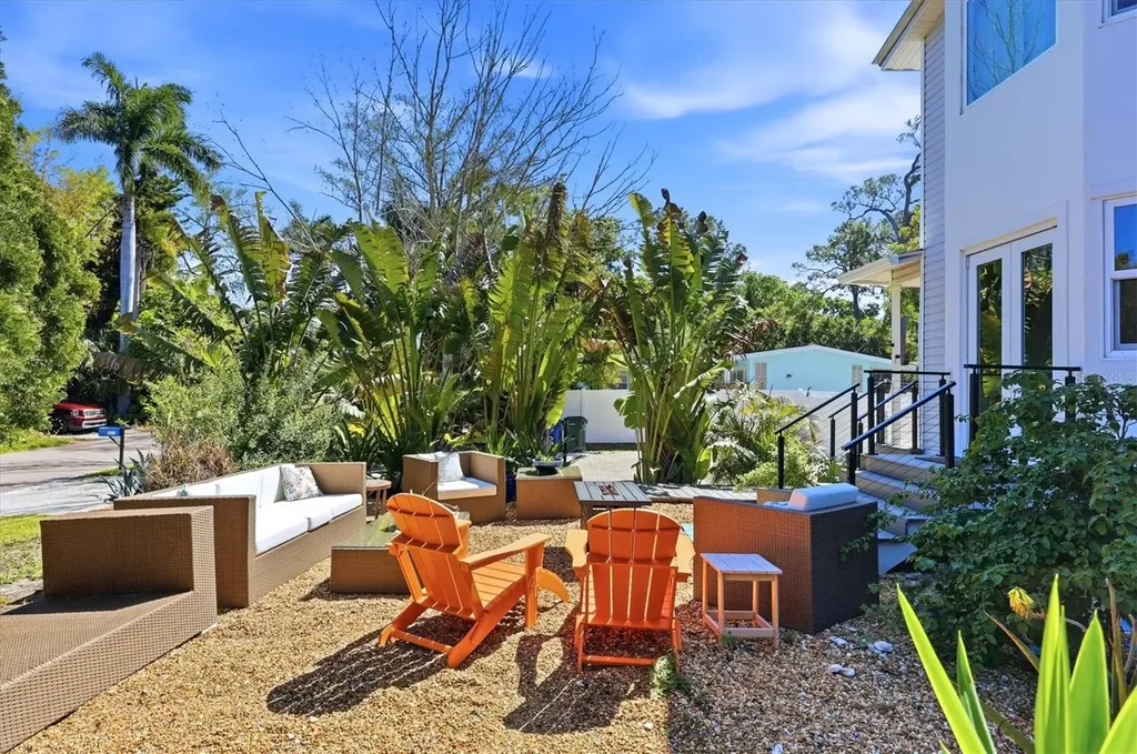 2538 Trinidad Street Sarasota FL 34231