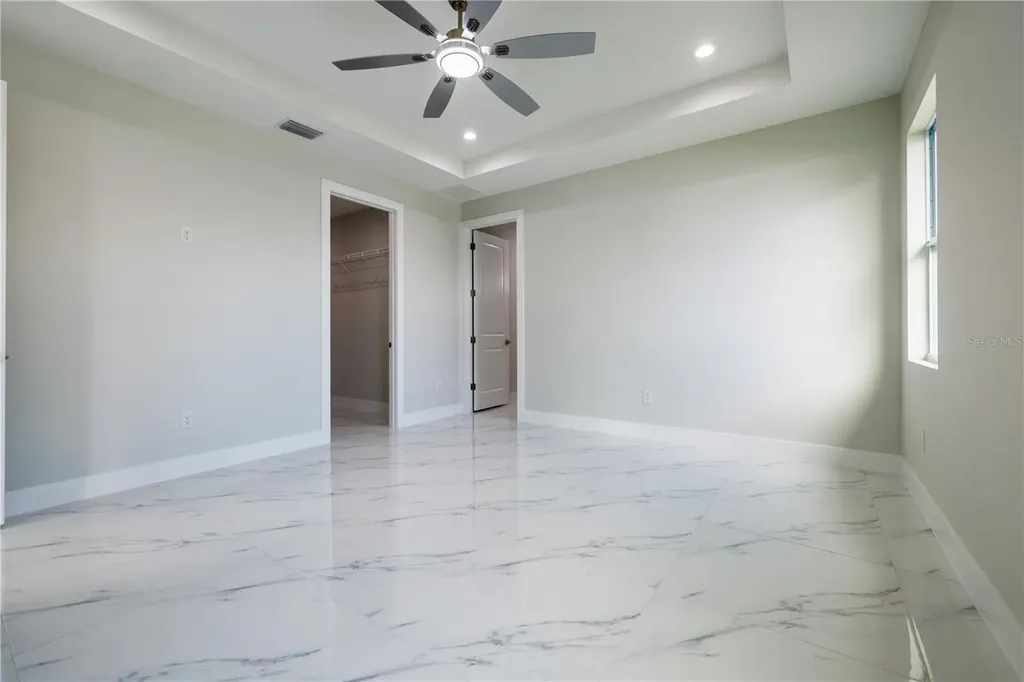 3803 W Palmetto Street Tampa FL 33607