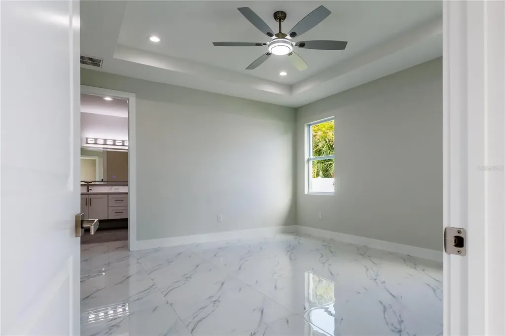 3803 W Palmetto Street Tampa FL 33607