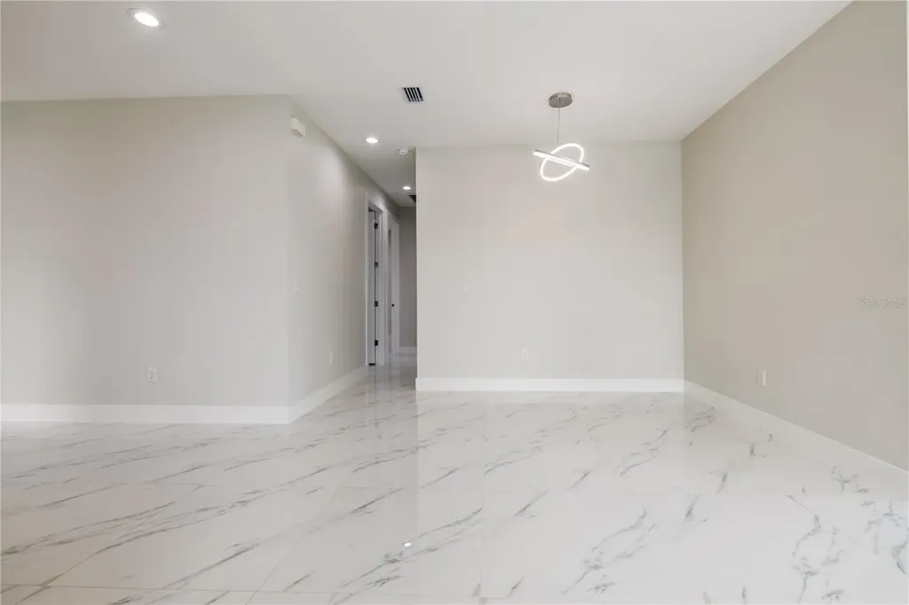 3803 W Palmetto Street Tampa FL 33607