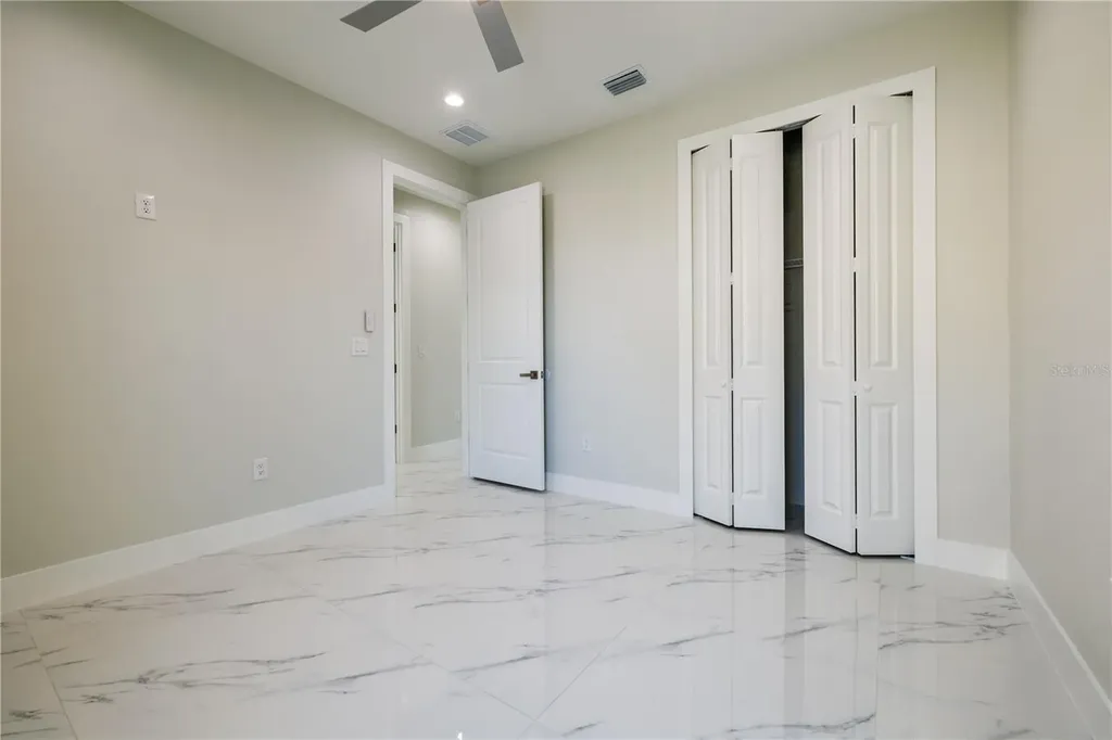 3803 W Palmetto Street Tampa FL 33607