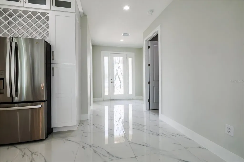 3803 W Palmetto Street Tampa FL 33607