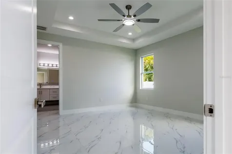 3803 W Palmetto Street Tampa FL 33607