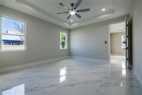 3803 W Palmetto Street Tampa FL 33607