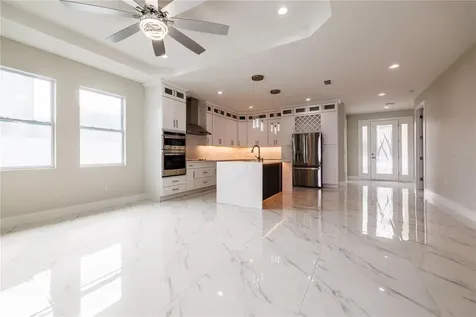3803 W Palmetto Street Tampa FL 33607