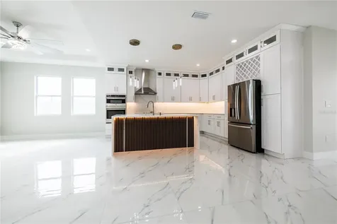 3803 W Palmetto Street Tampa FL 33607