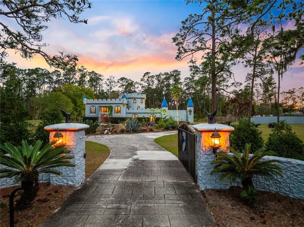 14502 Scotch Pine Court Orlando FL 32832