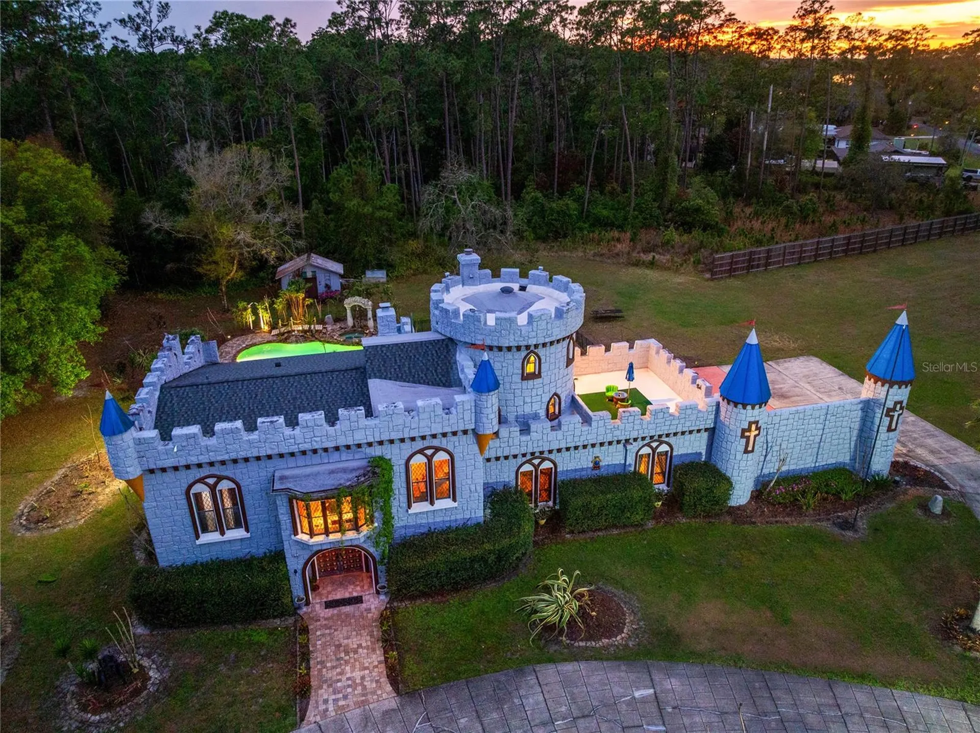 14502 Scotch Pine Court Orlando FL 32832