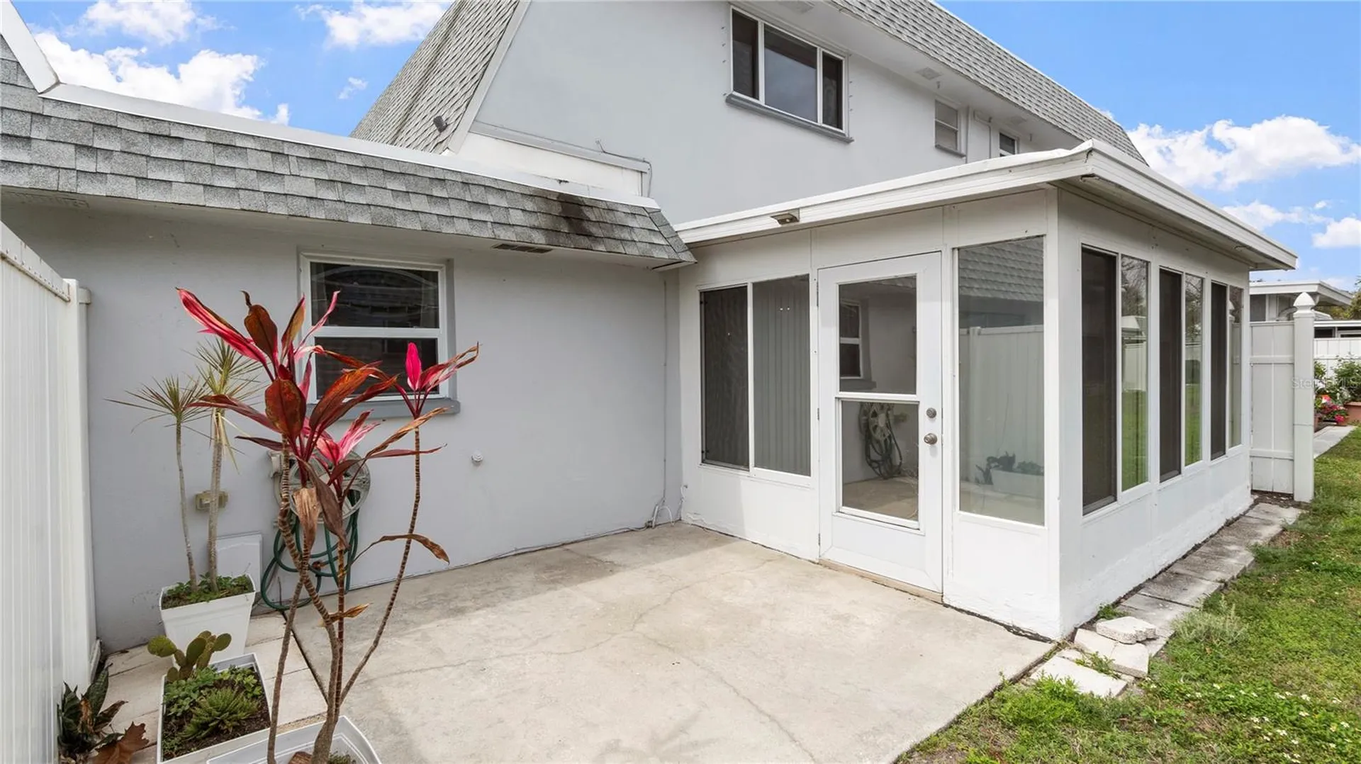 903 Cara Drive Largo FL 33771