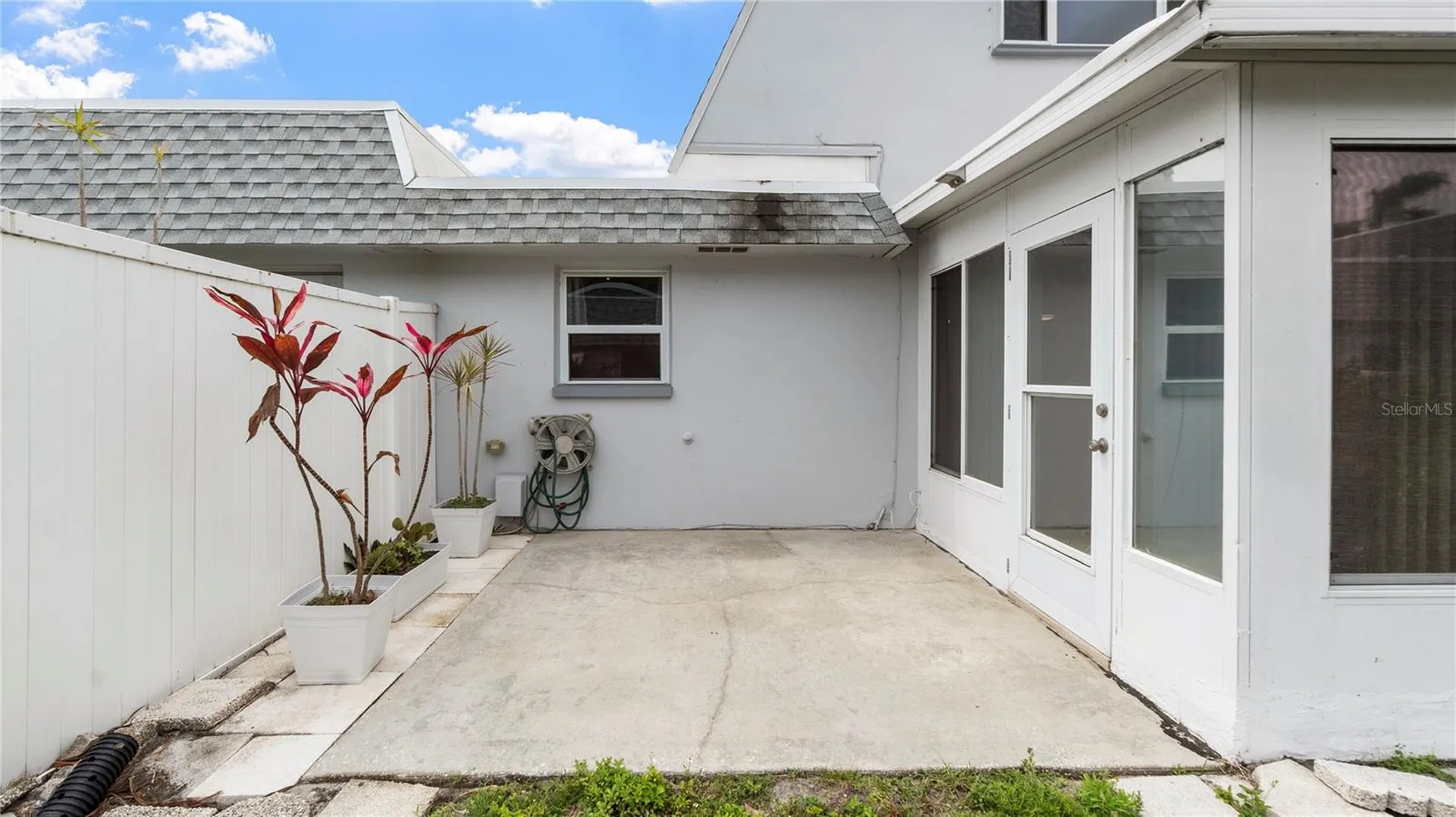 903 Cara Drive Largo FL 33771