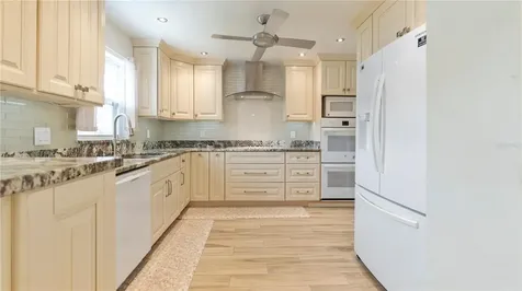 903 Cara Drive Largo FL 33771