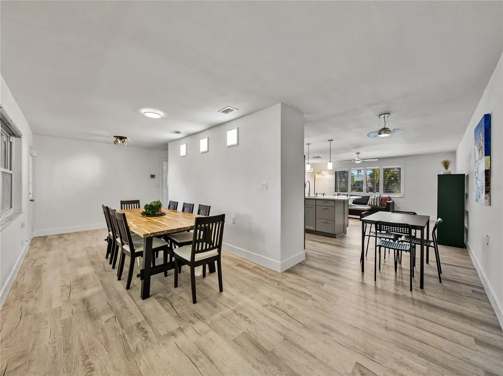7125 S Shore Drive S South Pasadena FL 33707