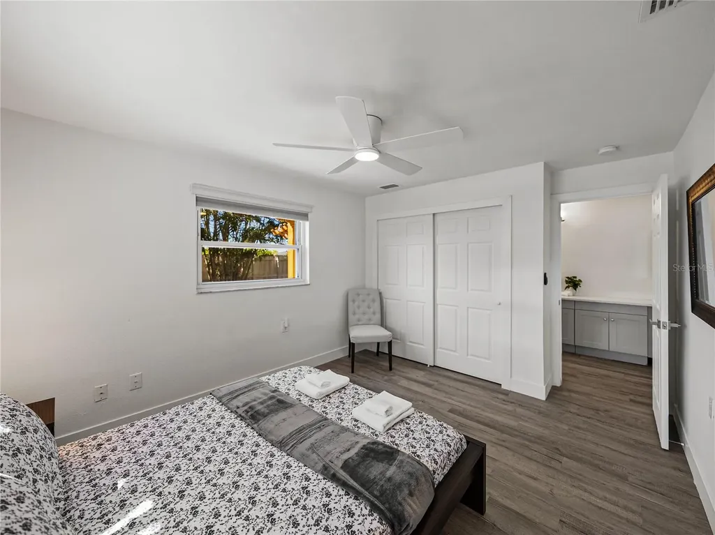 7125 S Shore Drive S South Pasadena FL 33707