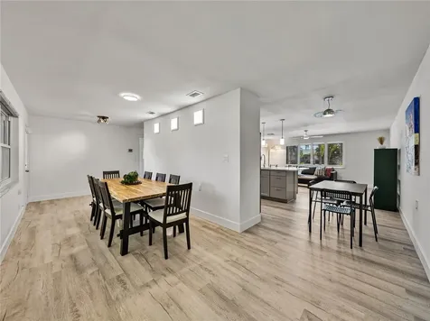 7125 S Shore Drive S South Pasadena FL 33707
