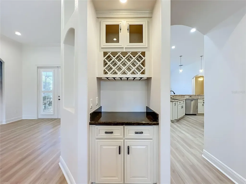 1412 Johns Cove Lane Oakland FL 34787