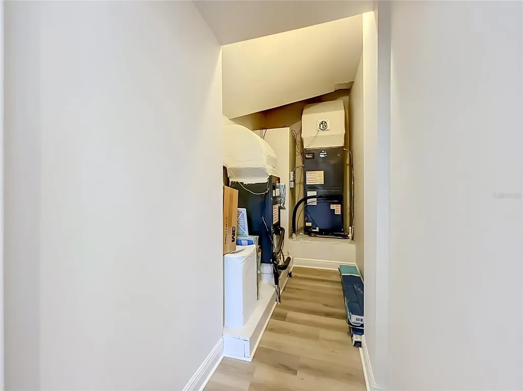1412 Johns Cove Lane Oakland FL 34787