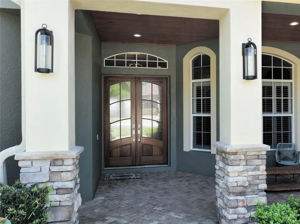 1412 Johns Cove Lane Oakland FL 34787
