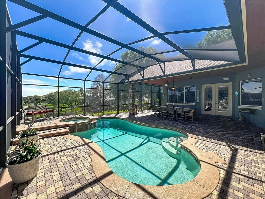 1412 Johns Cove Lane Oakland FL 34787