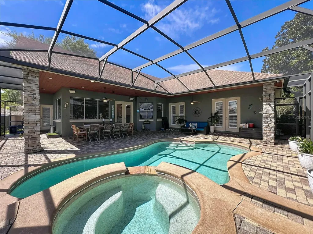 1412 Johns Cove Lane Oakland FL 34787