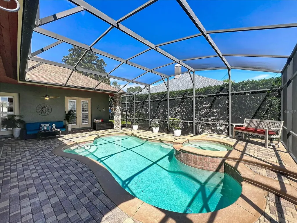 1412 Johns Cove Lane Oakland FL 34787