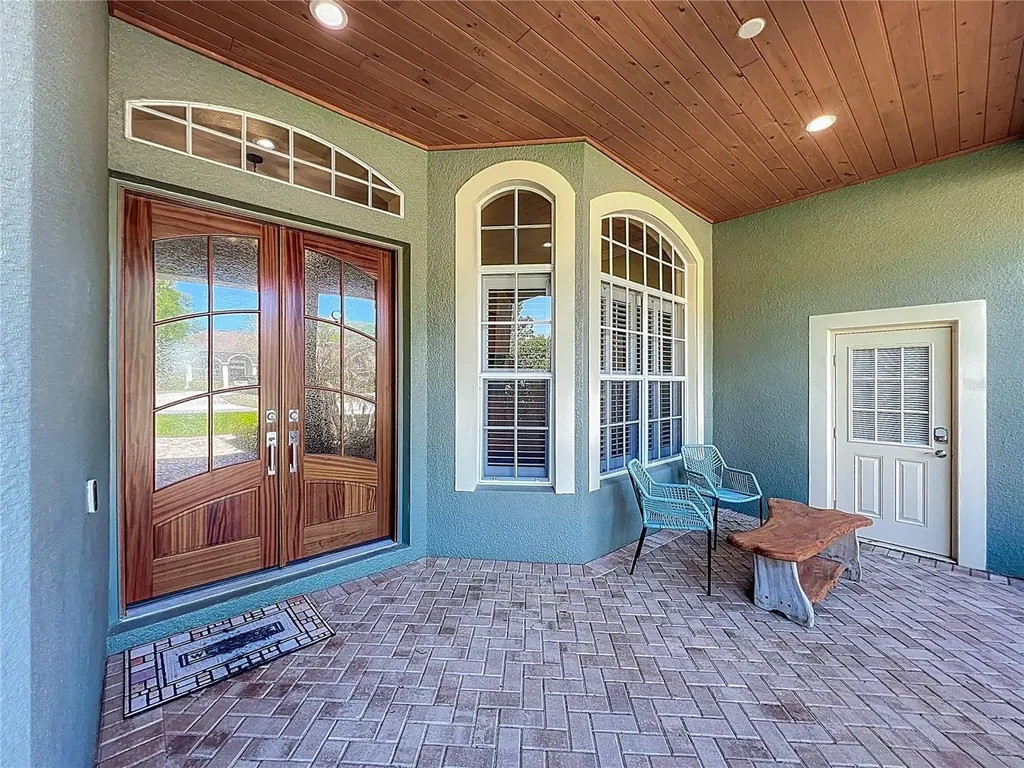 1412 Johns Cove Lane Oakland FL 34787