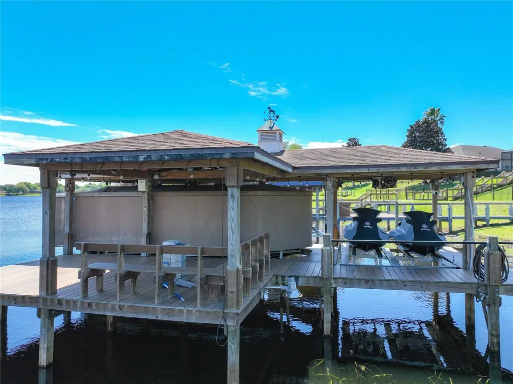 1412 Johns Cove Lane Oakland FL 34787