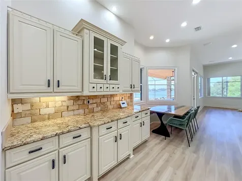 1412 Johns Cove Lane Oakland FL 34787