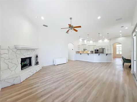 1412 Johns Cove Lane Oakland FL 34787