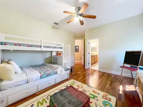 1412 Johns Cove Lane Oakland FL 34787