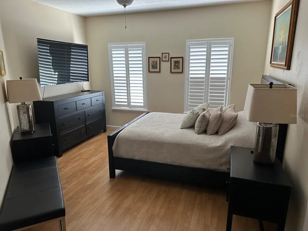 8734 Crestgate Circle Orlando FL 32819