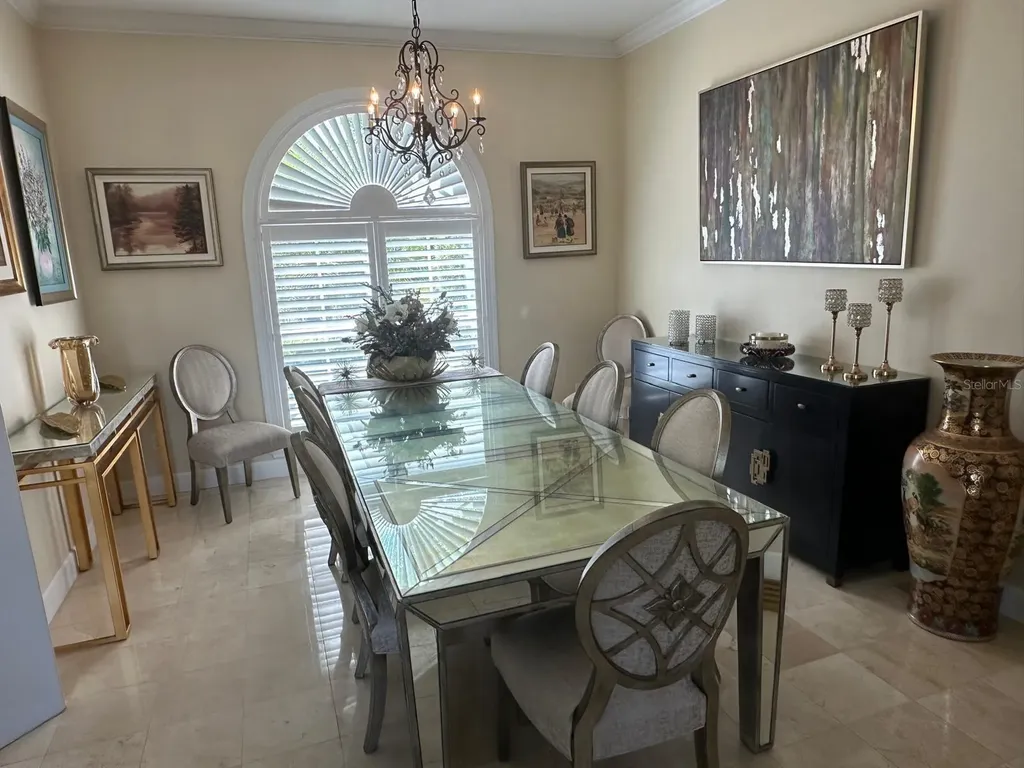 8734 Crestgate Circle Orlando FL 32819