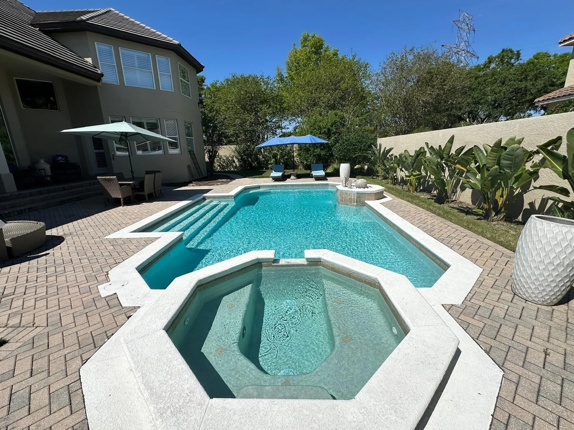 8734 Crestgate Circle Orlando FL 32819