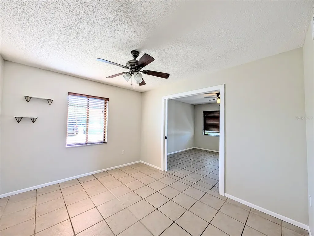 1122 68th Avenue Drive W Bradenton FL 34207