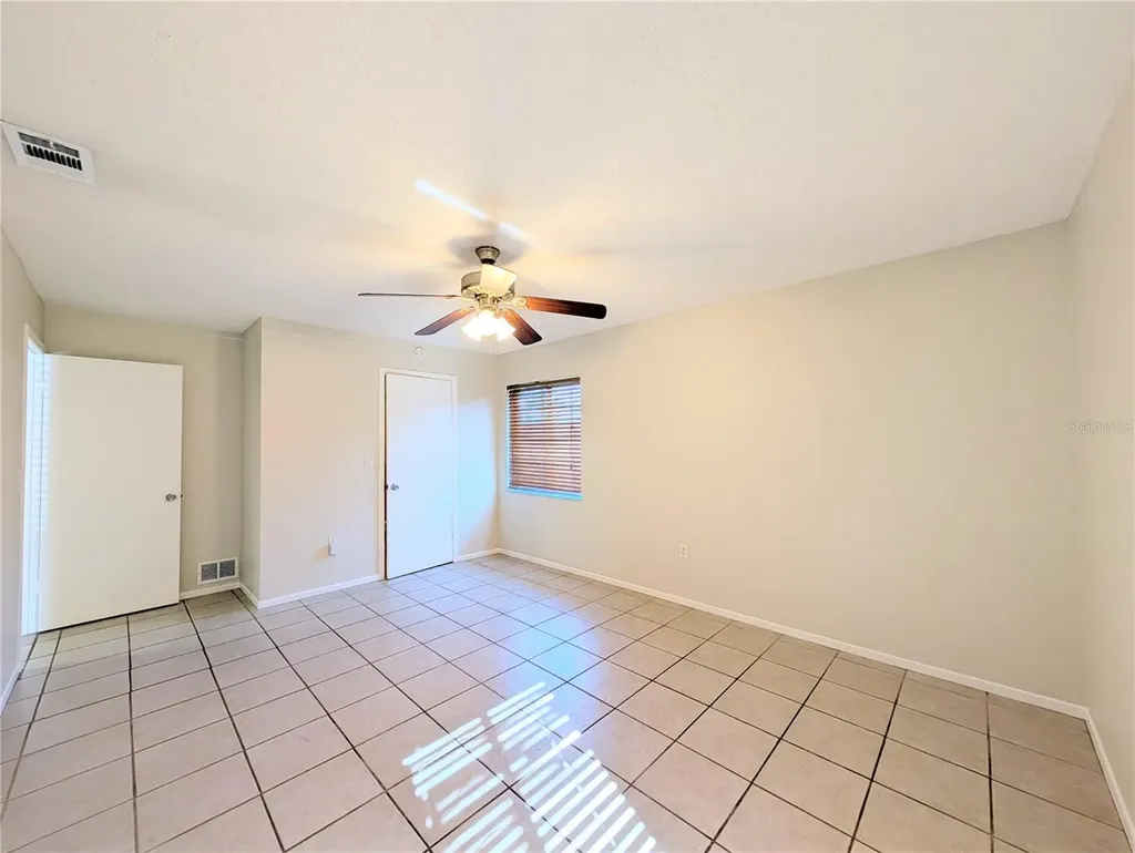 1122 68th Avenue Drive W Bradenton FL 34207