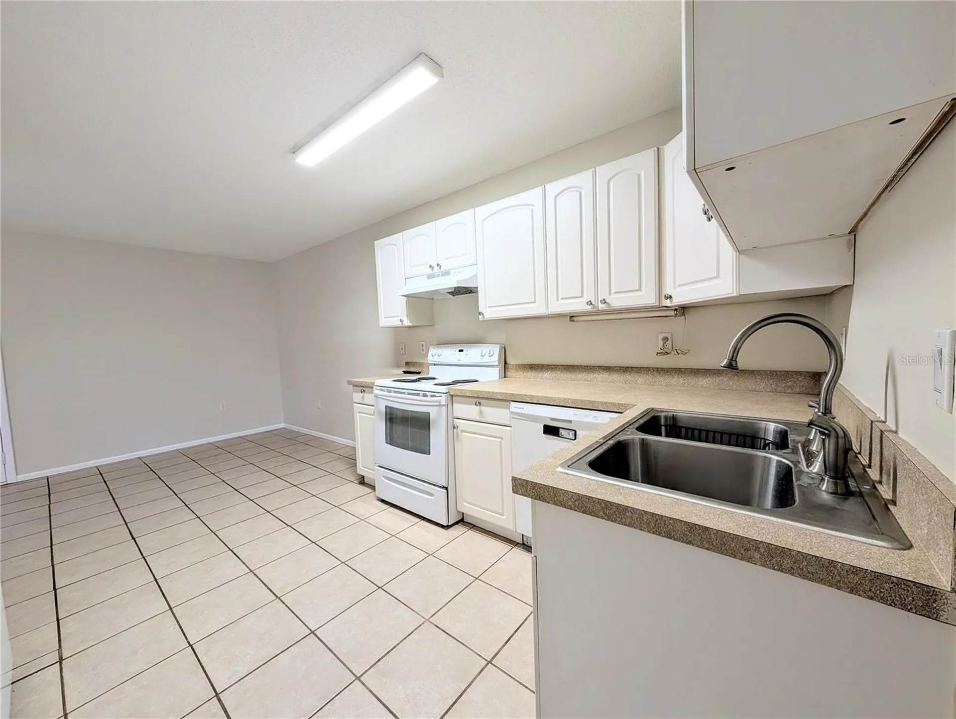 1122 68th Avenue Drive W Bradenton FL 34207
