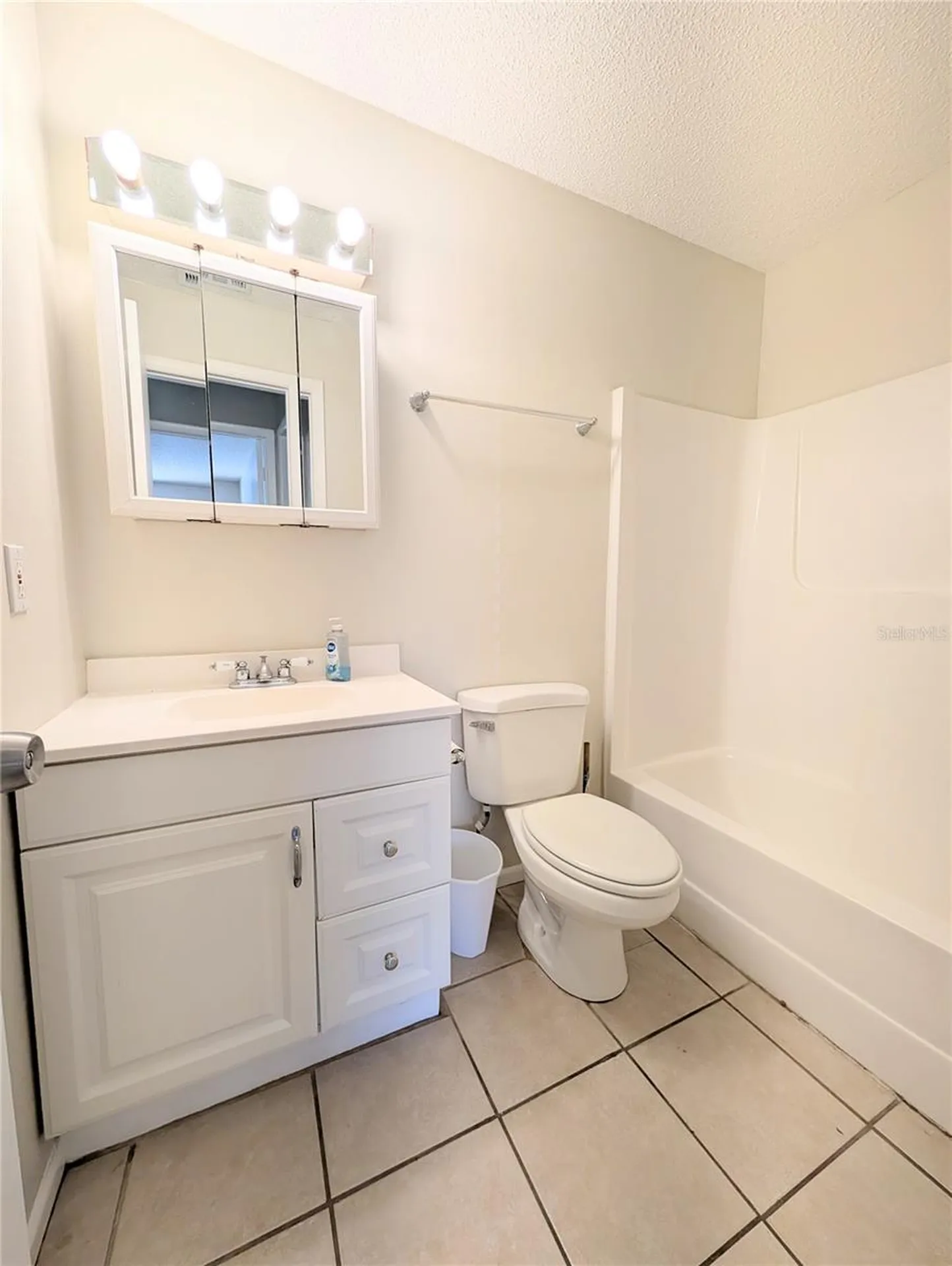1122 68th Avenue Drive W Bradenton FL 34207