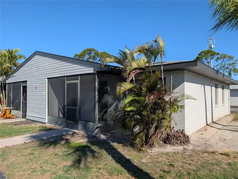 1122 68th Avenue Drive W Bradenton FL 34207