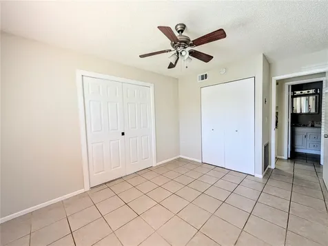 1122 68th Avenue Drive W Bradenton FL 34207