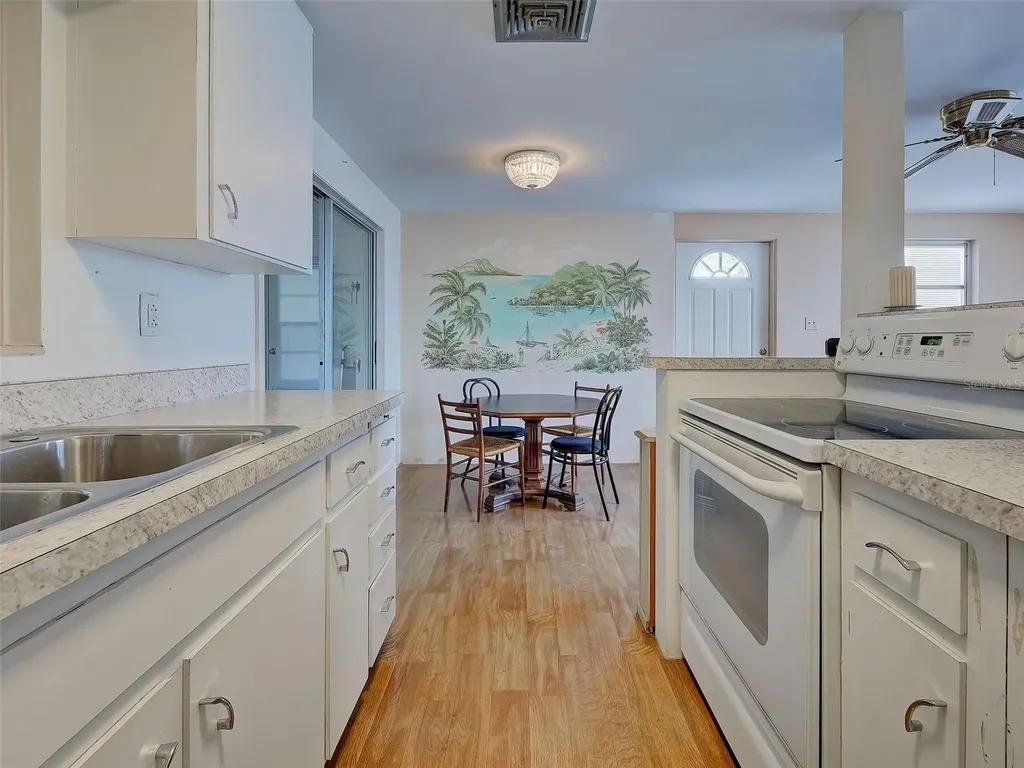 35 Hillcrest Drive Englewood FL 34223