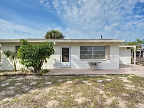 35 Hillcrest Drive Englewood FL 34223