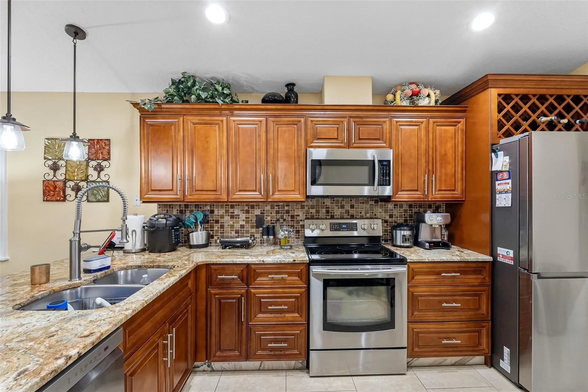 10407 N Woodmere Road Tampa FL 33617