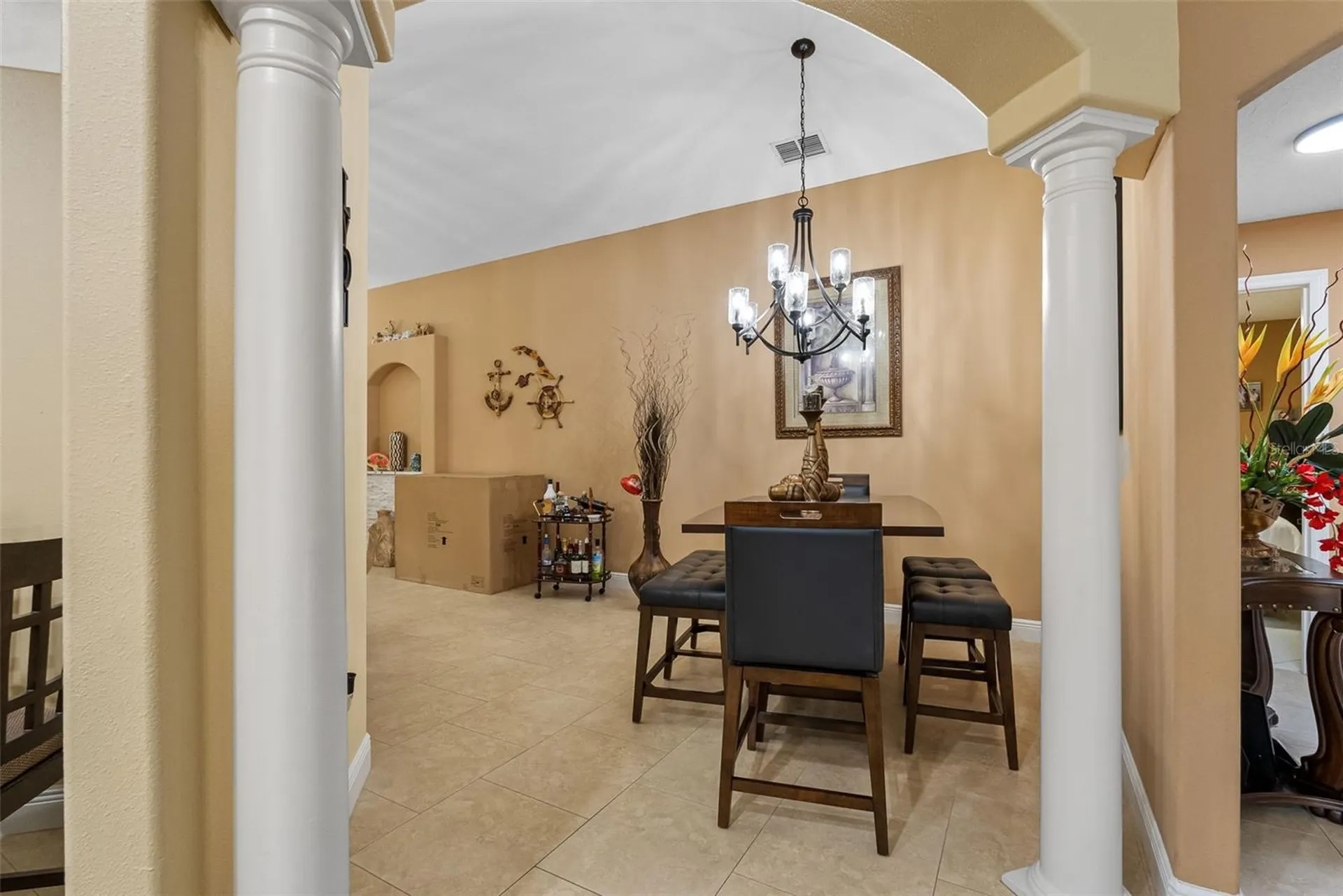 10407 N Woodmere Road Tampa FL 33617