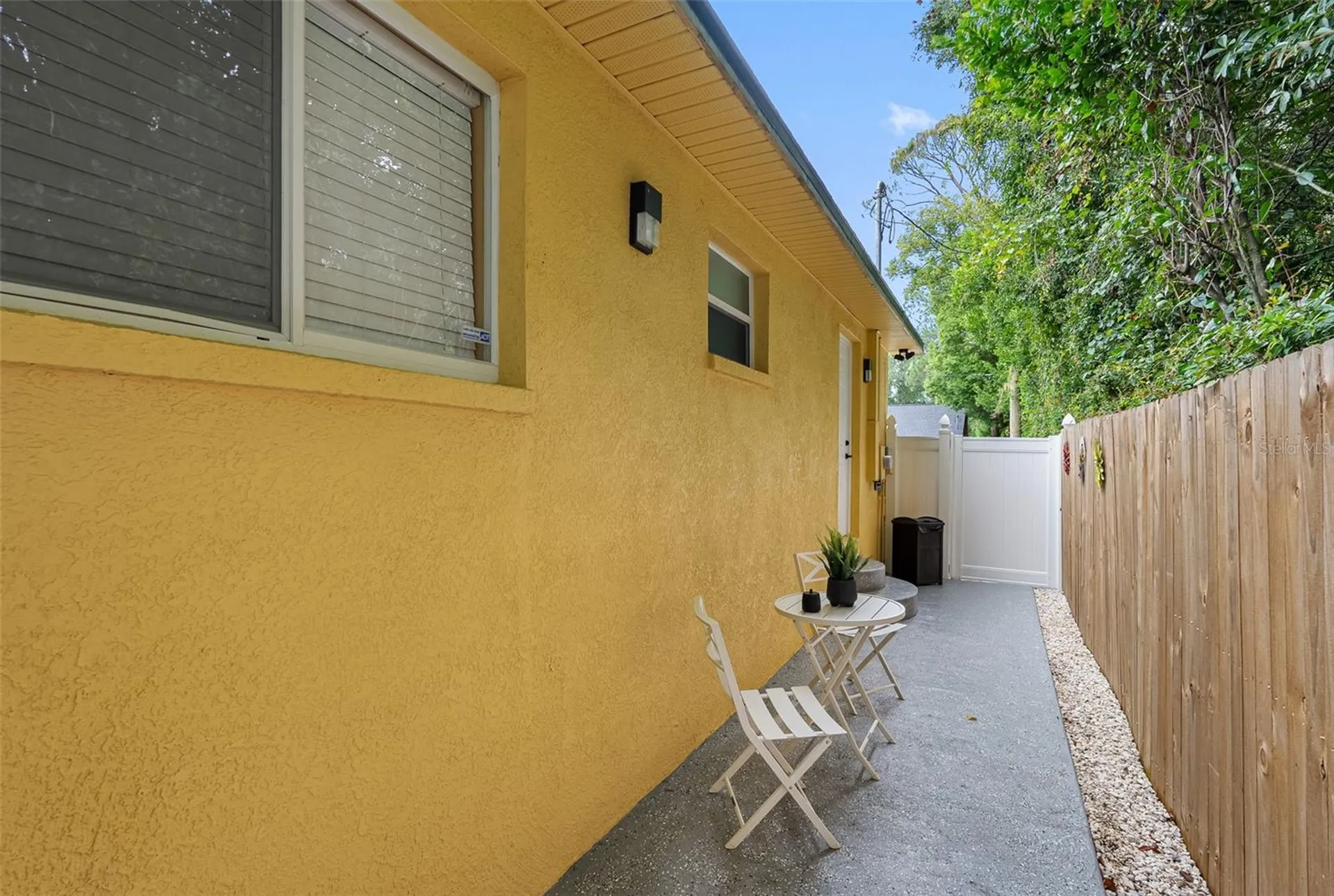 10407 N Woodmere Road Tampa FL 33617