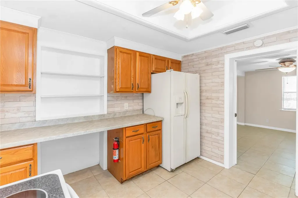 885 W Wisconsin Avenue Orange City FL 32763