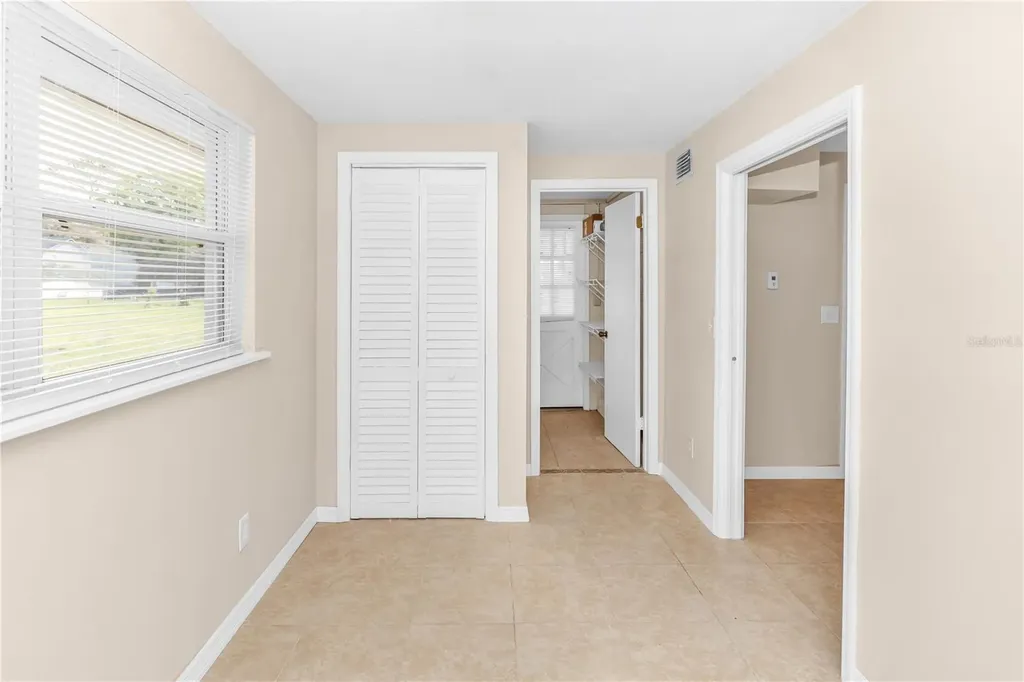 885 W Wisconsin Avenue Orange City FL 32763