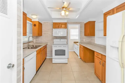 885 W Wisconsin Avenue Orange City FL 32763